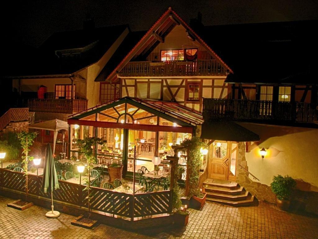 Inn Landgasthof "Zur Gemuetlichkeit" Mombris Экстерьер фото